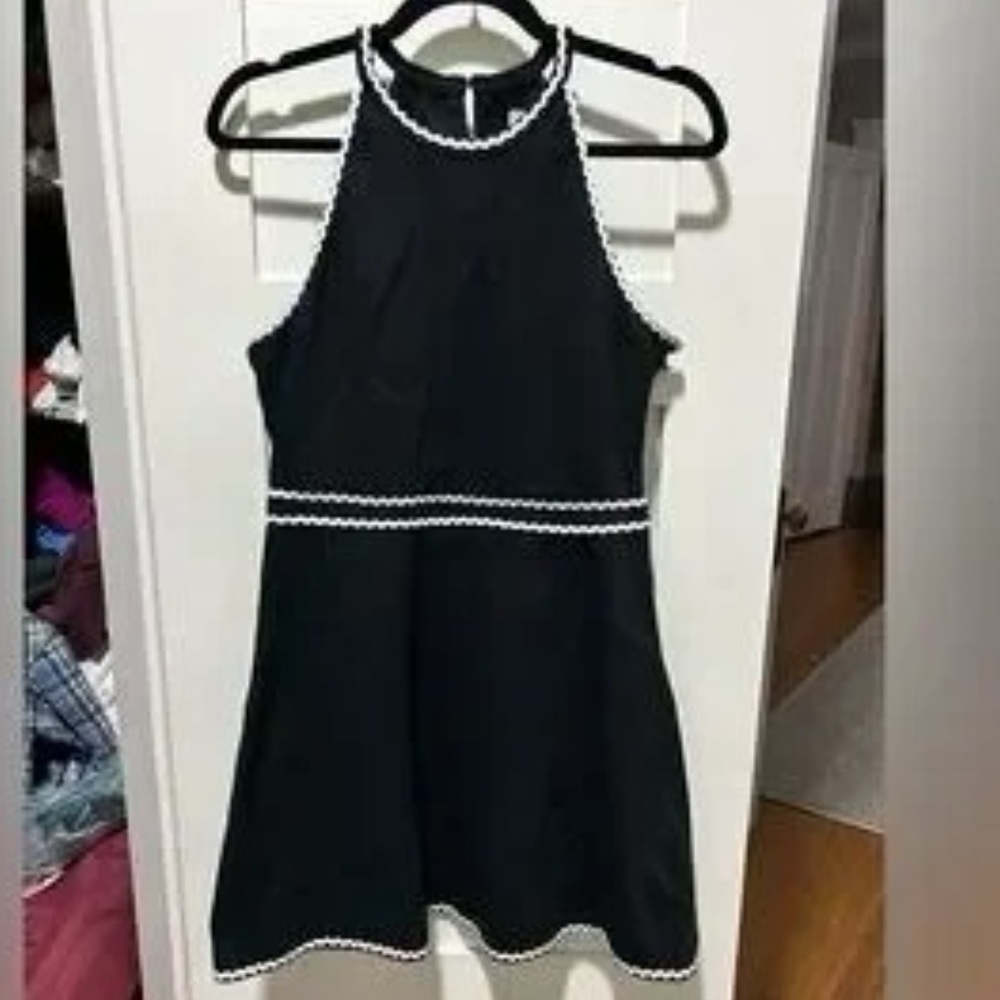 Hill House Billie Mini Dress in Black Pique Size Medium - Picture 4 of 9